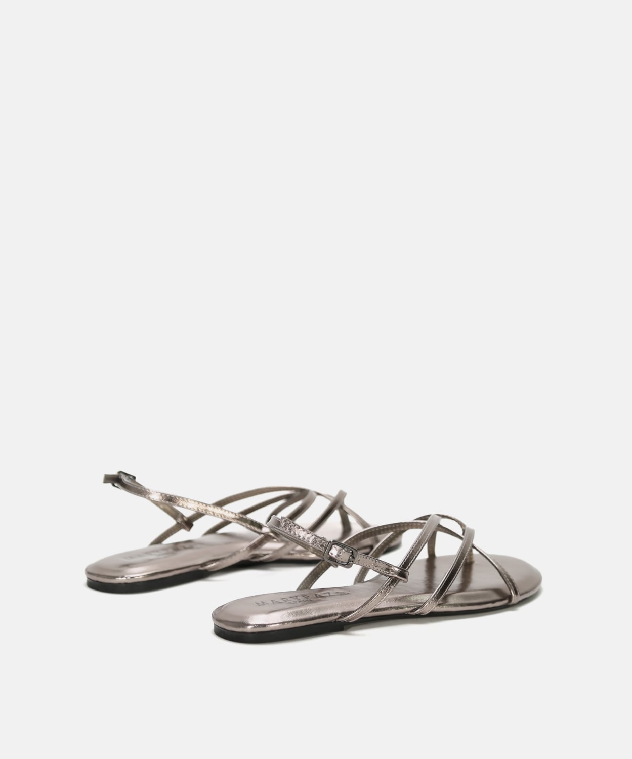 Sandalia plana tiras entrelazadas image number null